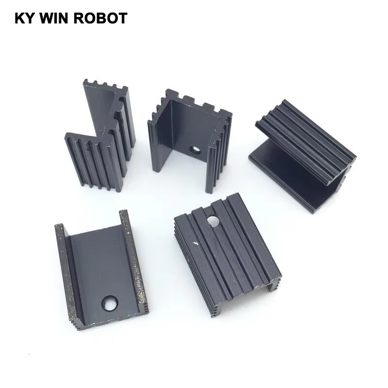 10 pz Alluminio TO-220 Dissipa - Heatsink Aluminum recensione e prezzo