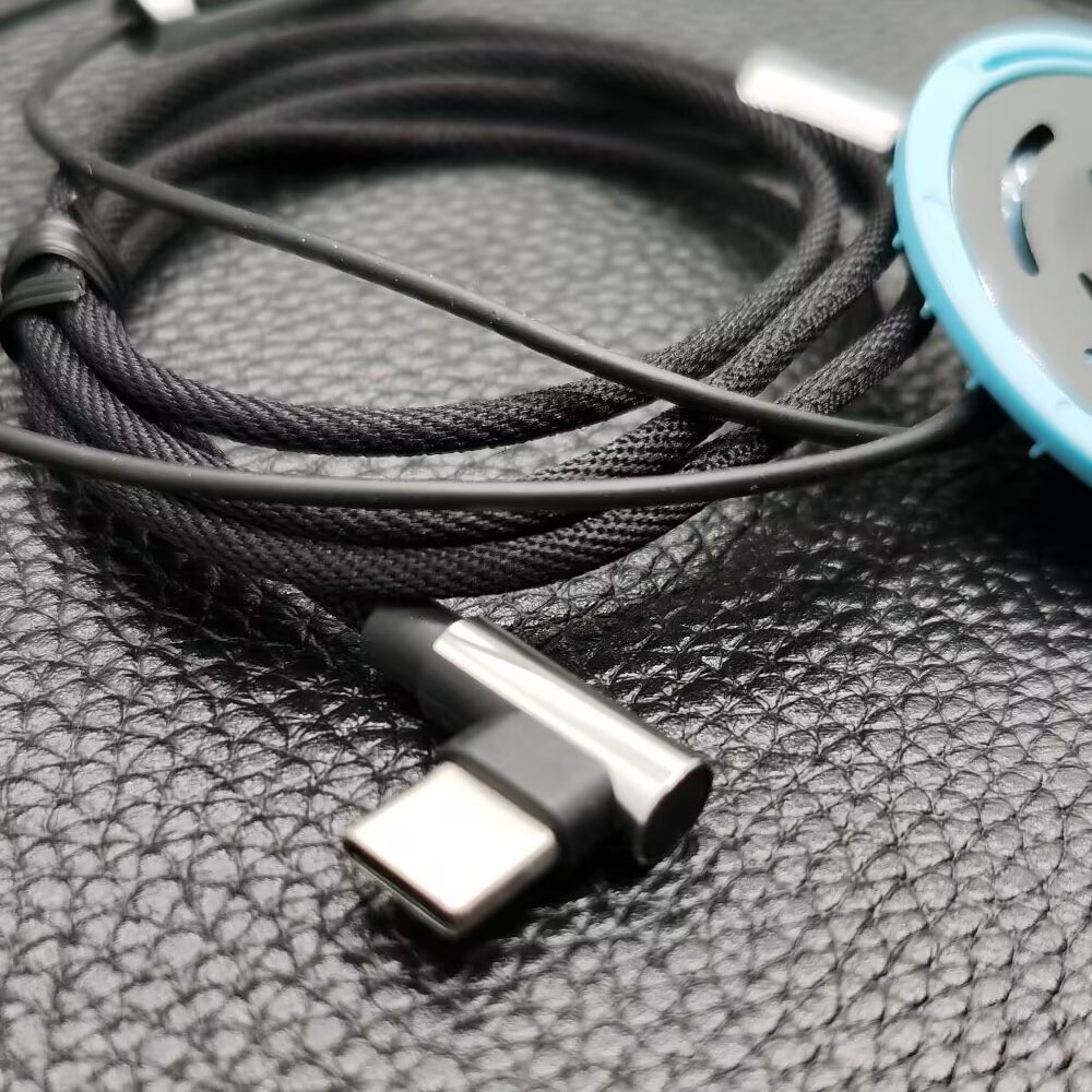 Cavo di tipo C + kit driver al - Speaker Kit recensione e prezzo